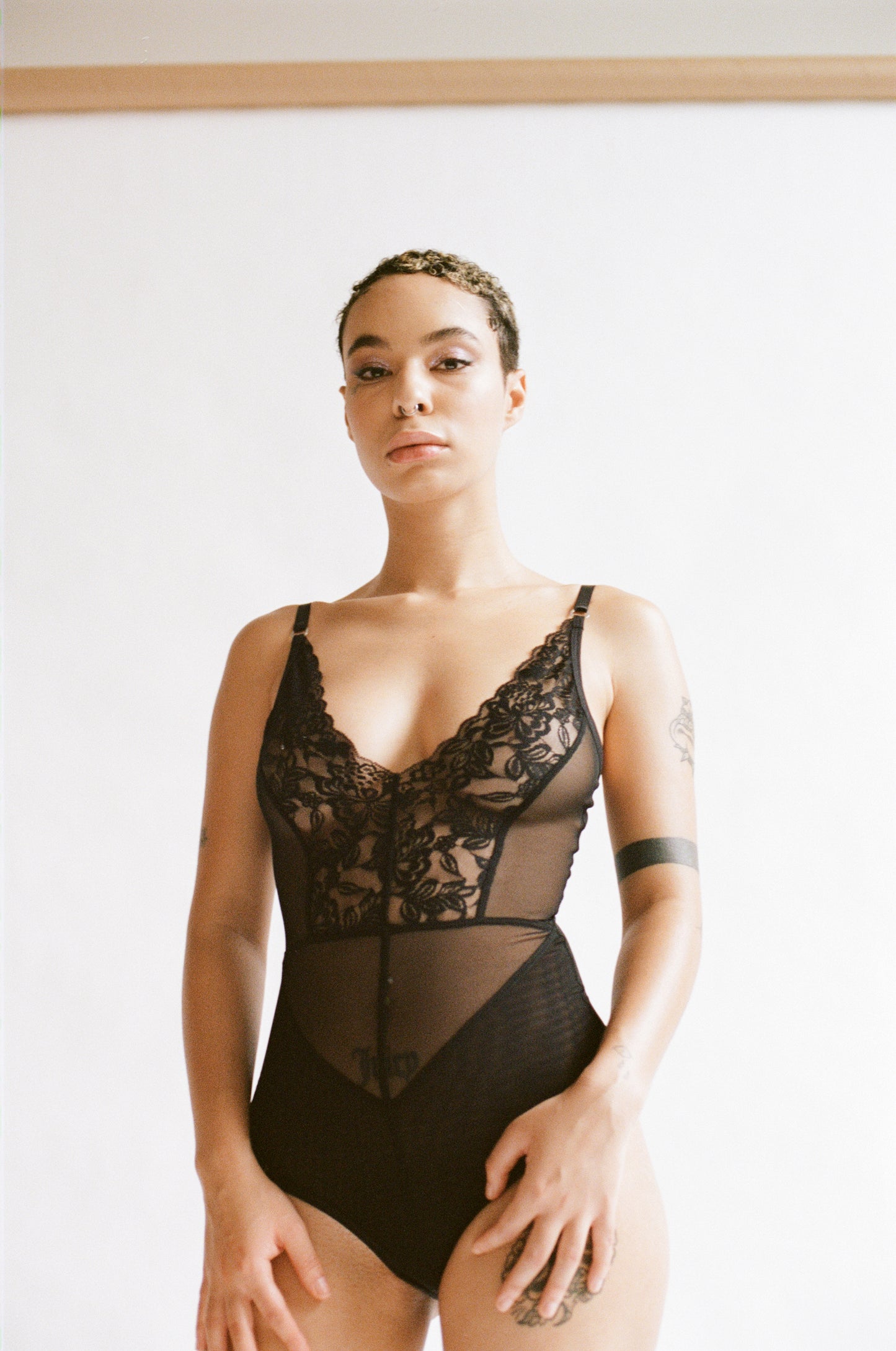 AUNNIE BODYSUIT - BLACK, LACE